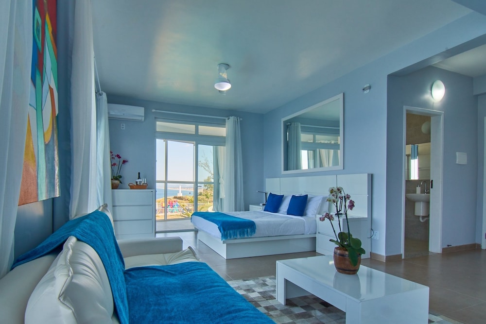 Family Suite, Balcony, Ocean View photo 2