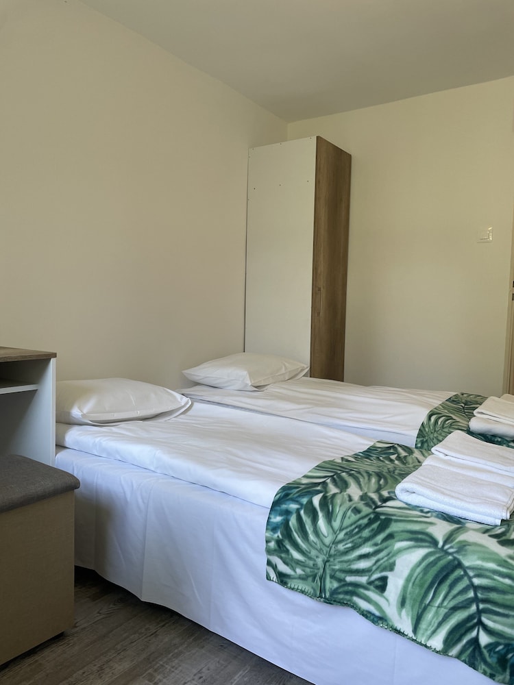 Basic Double Room photo 3