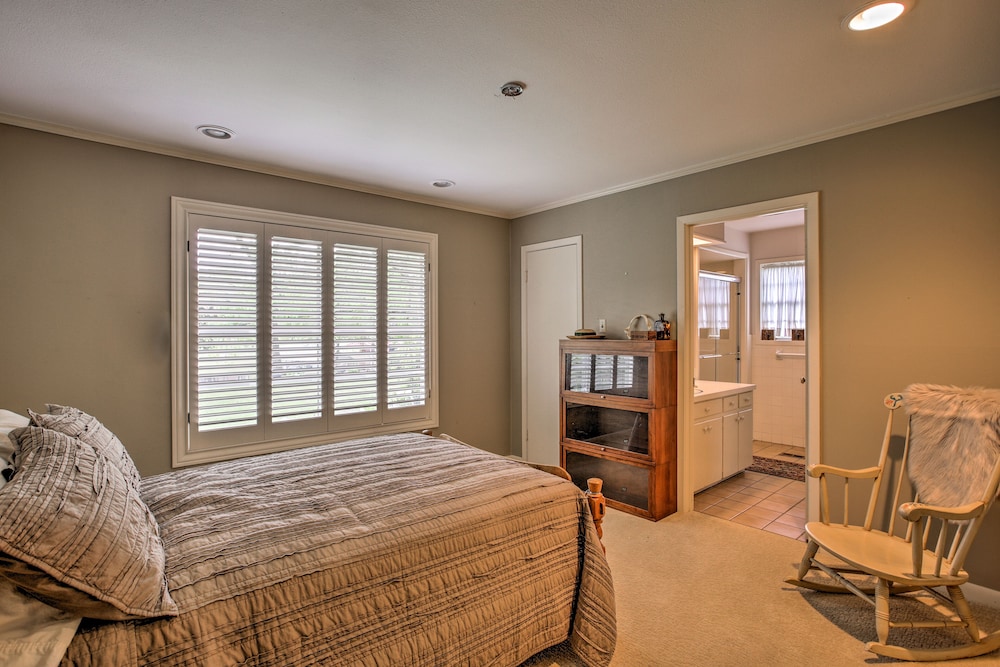 House (4 Bedrooms) photo 1