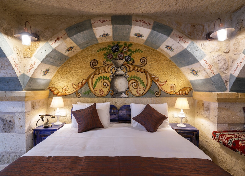 Panoramic Room