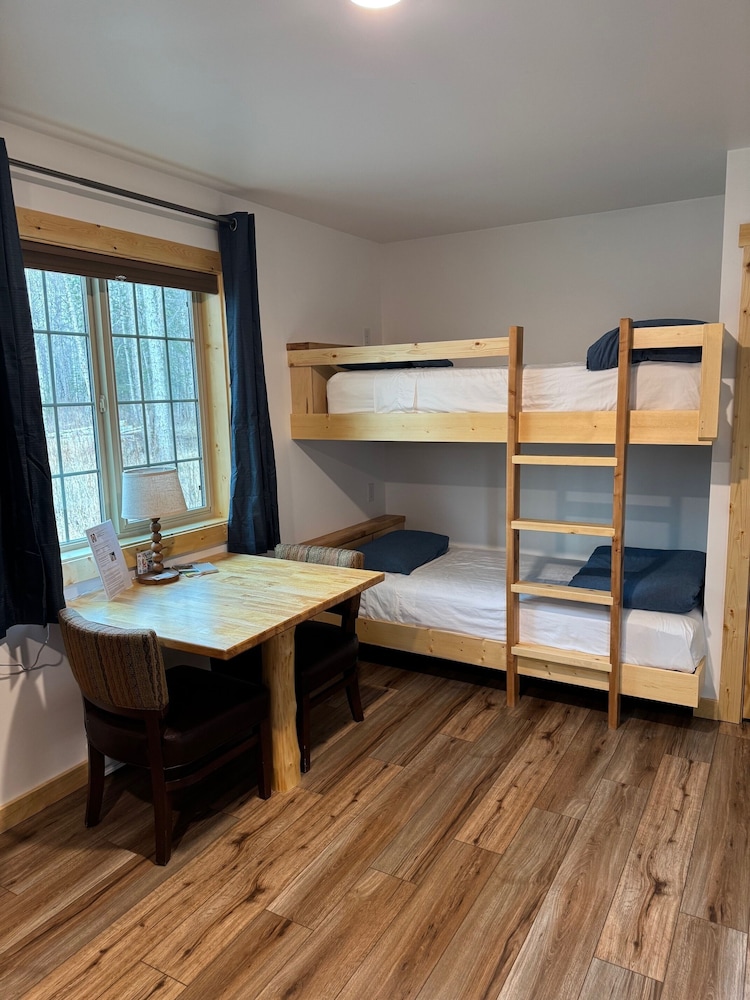 Studio Cabin 10 with Private Bathroom photo 2