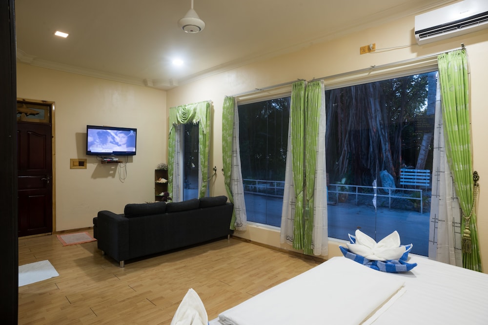 Queen Room With Sea View photo 2