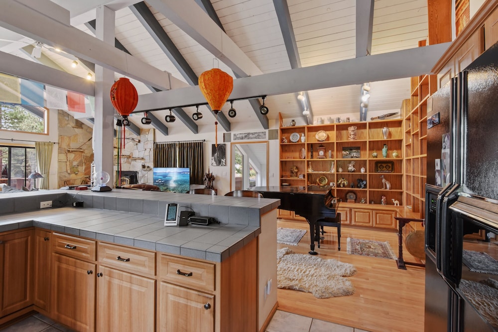 House, Multiple Beds, Hot Tub, Mountain View (Tumbleweed Trails) photo 3