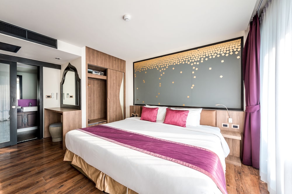 Duplex, 1 Bedroom, Kitchenette photo 3