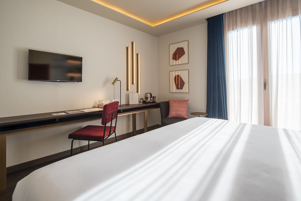 Premium Double Room Single Use, City View