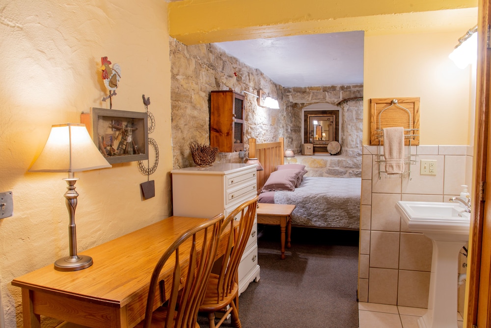 Egg Whirlpool Suite photo 3