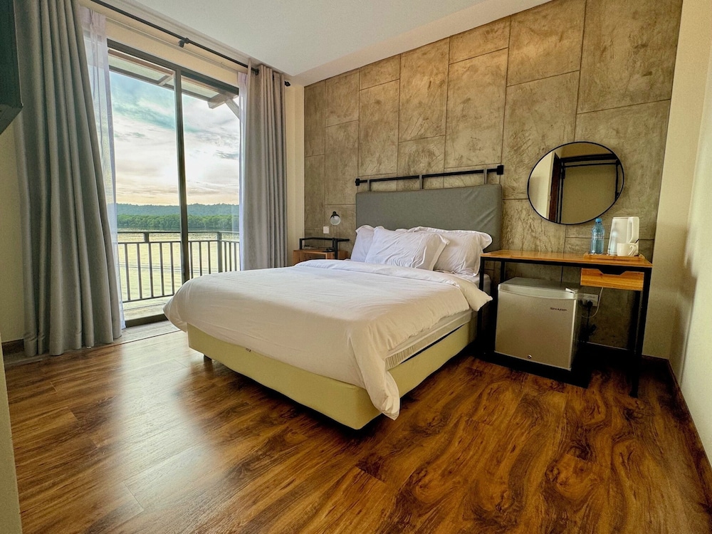 Standard Double Room, River View