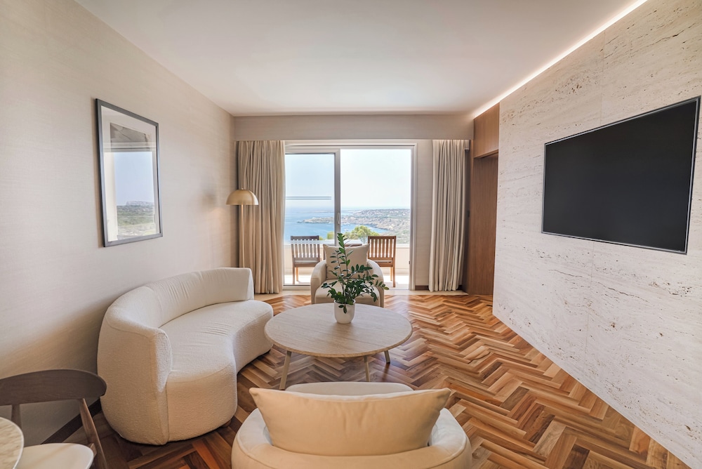 Superior Suite - Photo 1