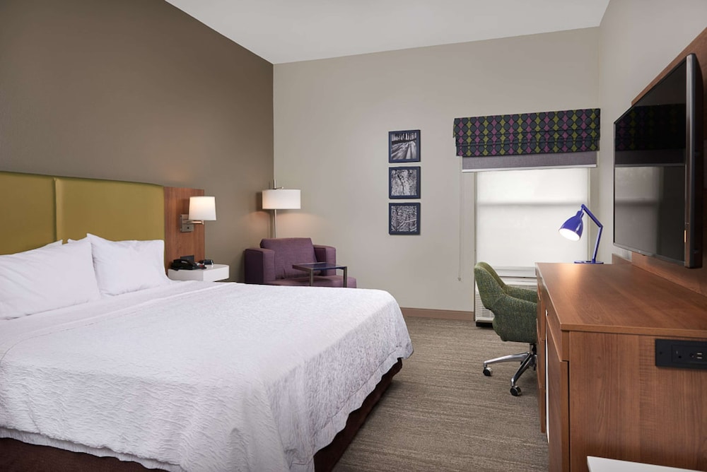 Room, 1 King Bed, Accessible, Non Smoking - Photo 2