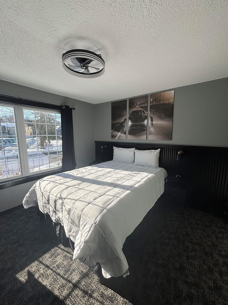 Luxury Suite photo 2