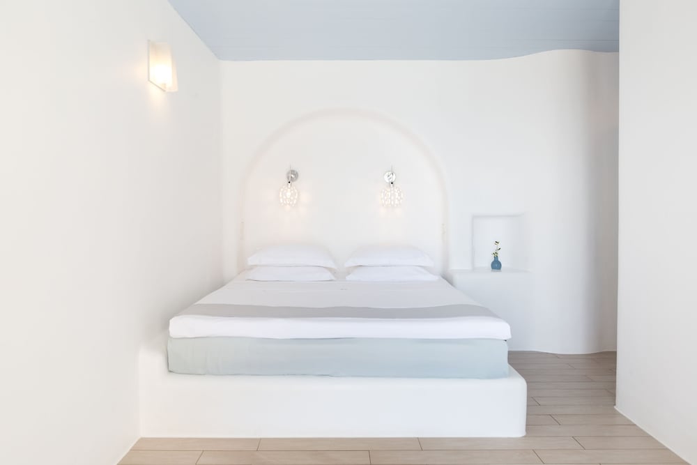Majestic Suite with Sea View & Private Pool