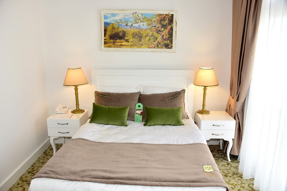 Family Suite - Photo 1