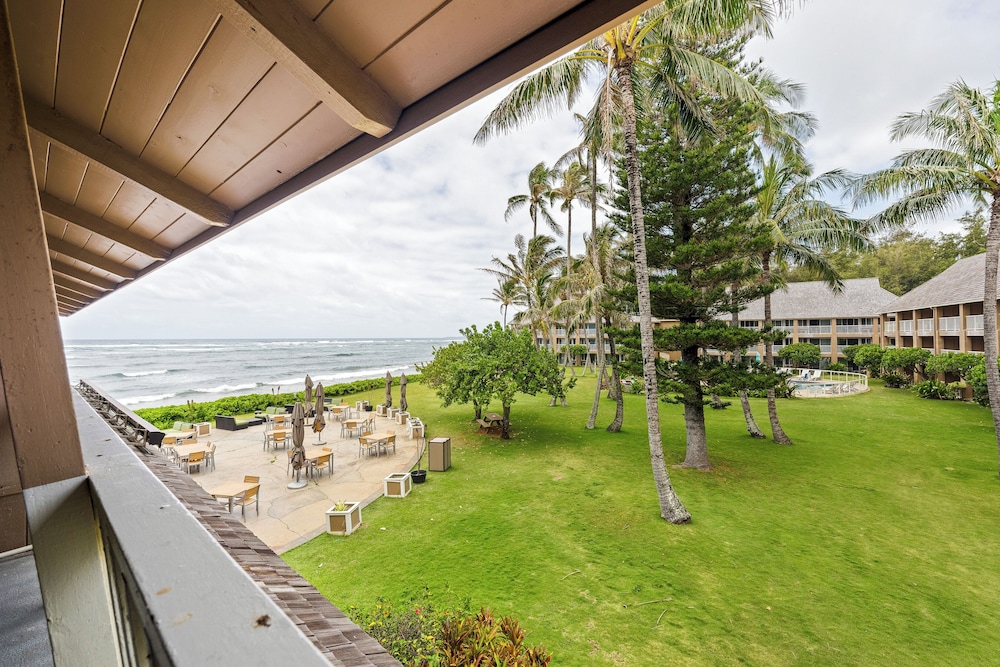 Deluxe Room, Ocean View (2nd Floor - Stair Access Only)