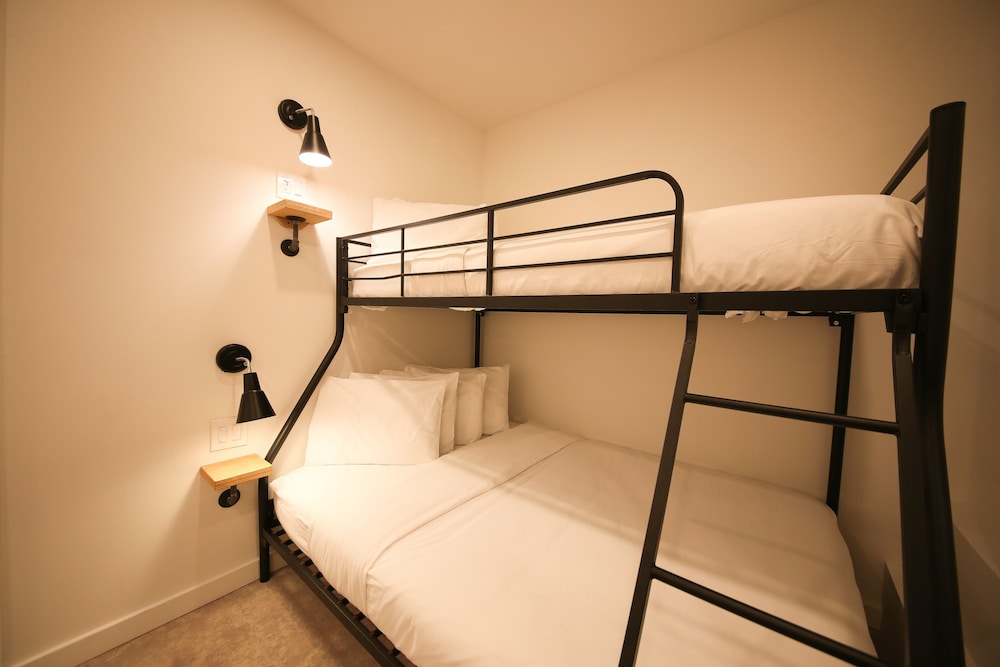Deluxe Suite photo 3