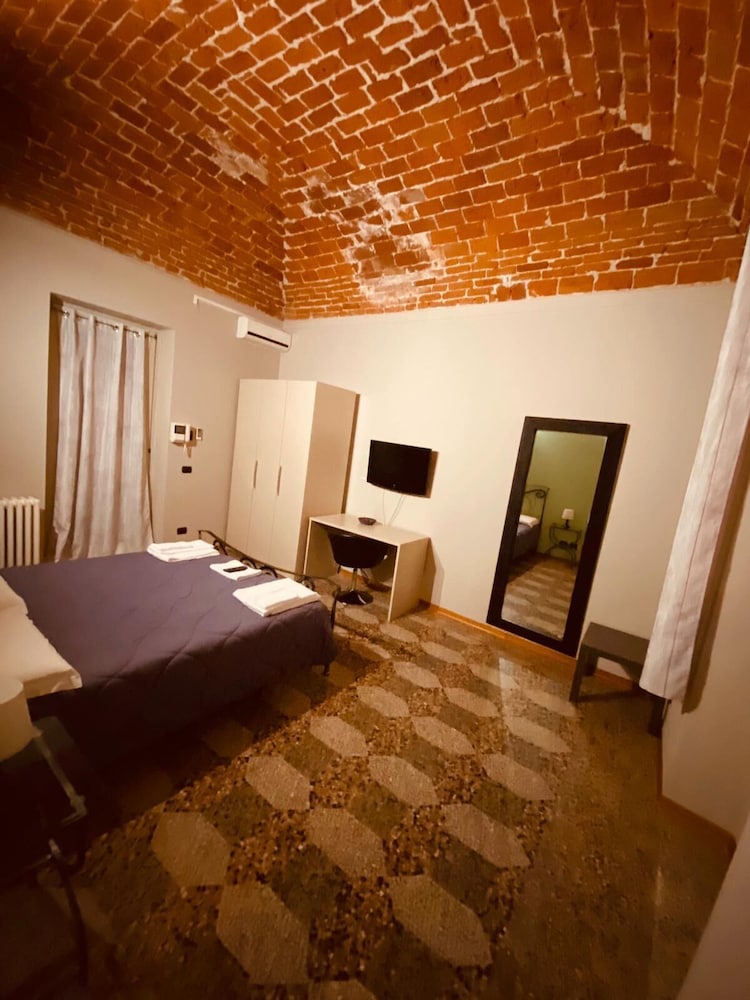 Superior Apartment photo 2