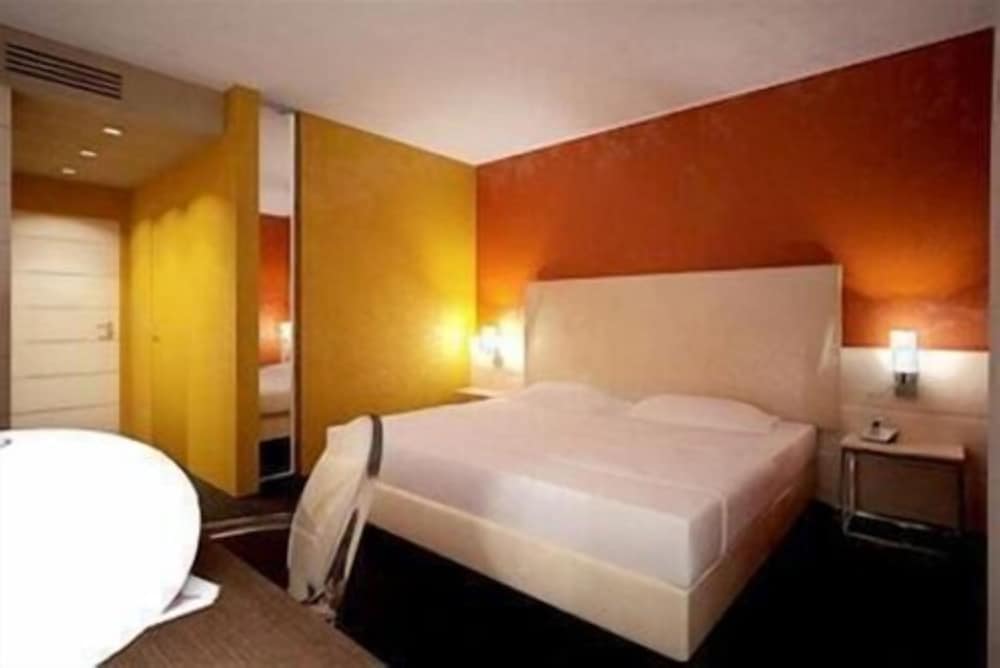 Superior Double Room, 1 Queen Bed - Photo 3