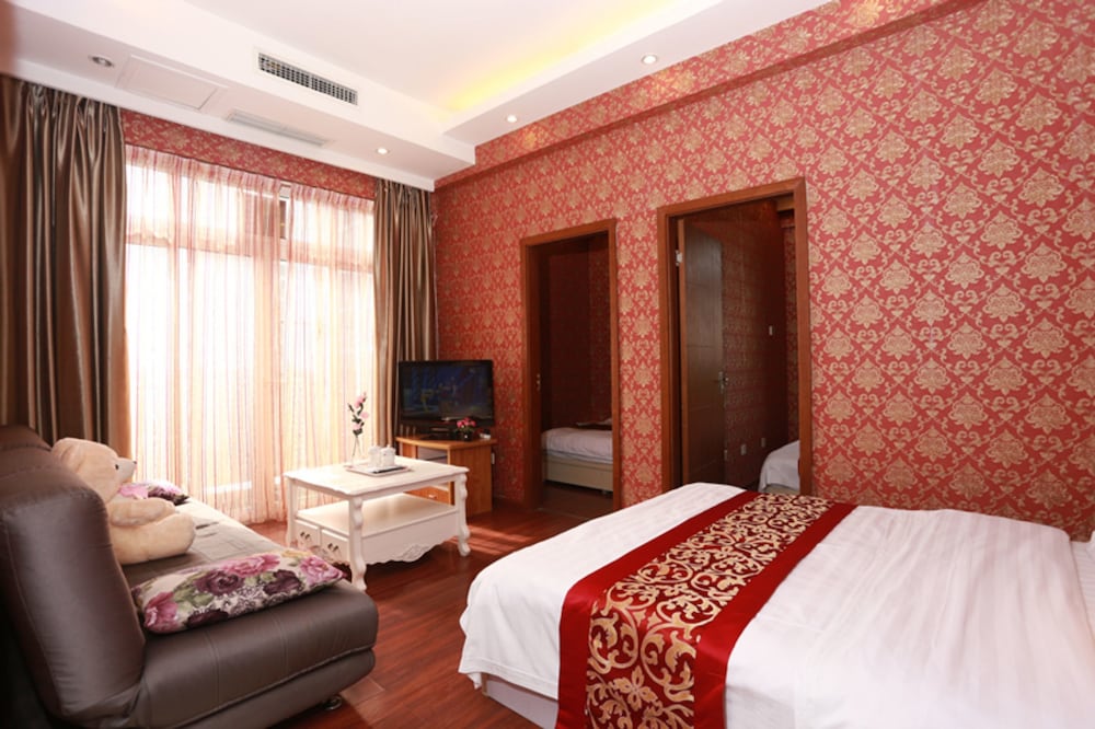 Family Suite (Limited To Guests Holding China Resident Identity Card) photo 1