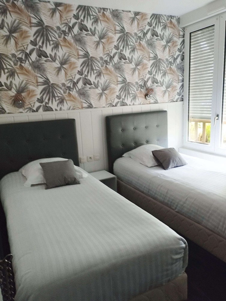 Classic Twin Room, 2 Twin Beds photo 1