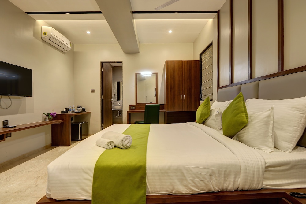 Business Room - Photo 1