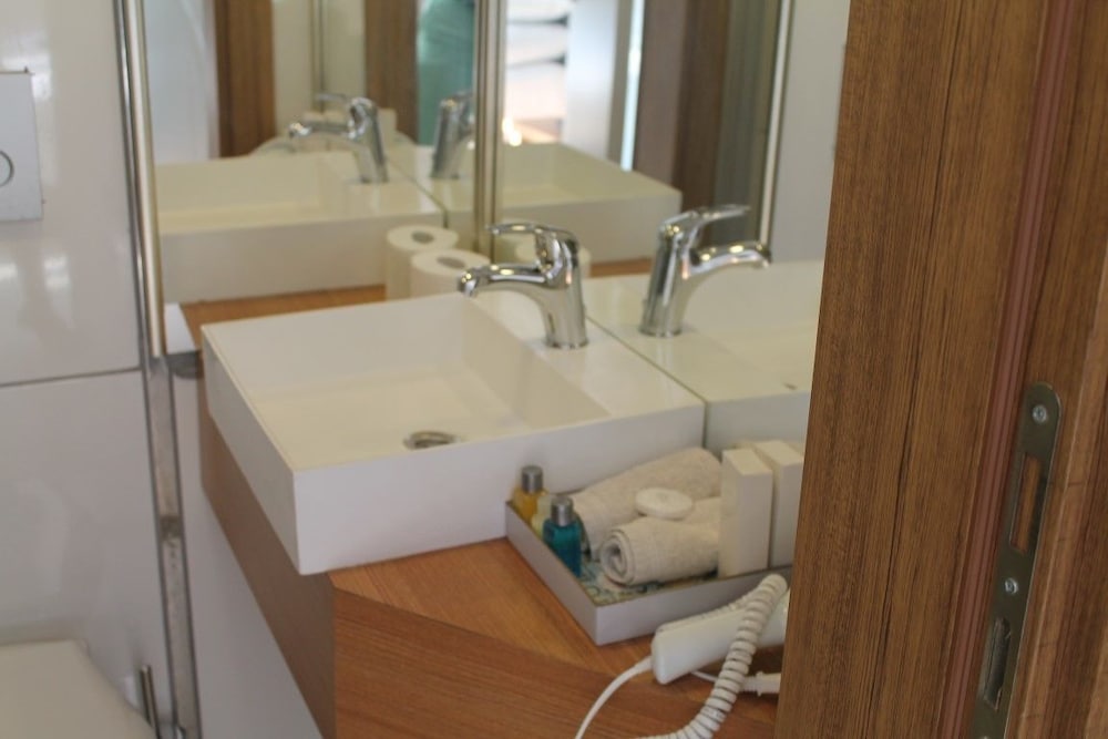 Deluxe Double Room, Sea View photo 3