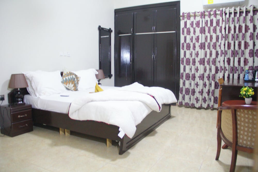 Executive Room, 1 Queen Bed, Accessible, Private Bathroom photo 1