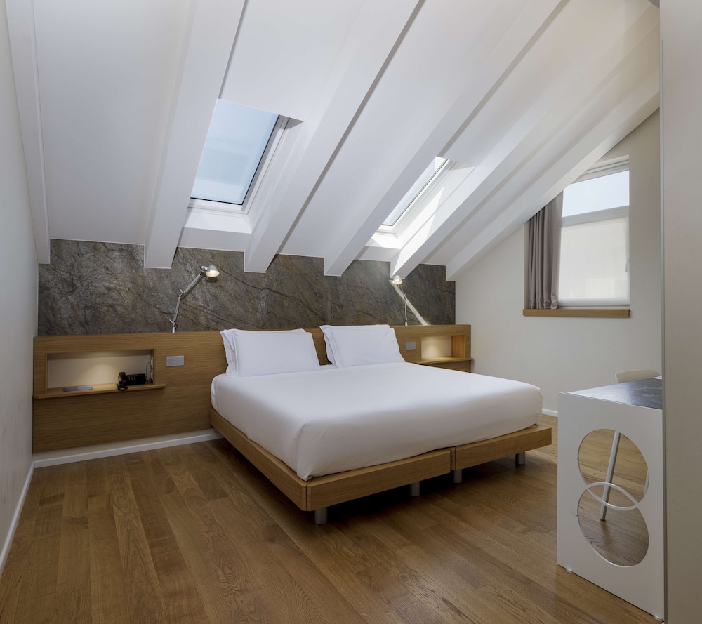 Superior Room, 1 Queen Bed - Photo 34