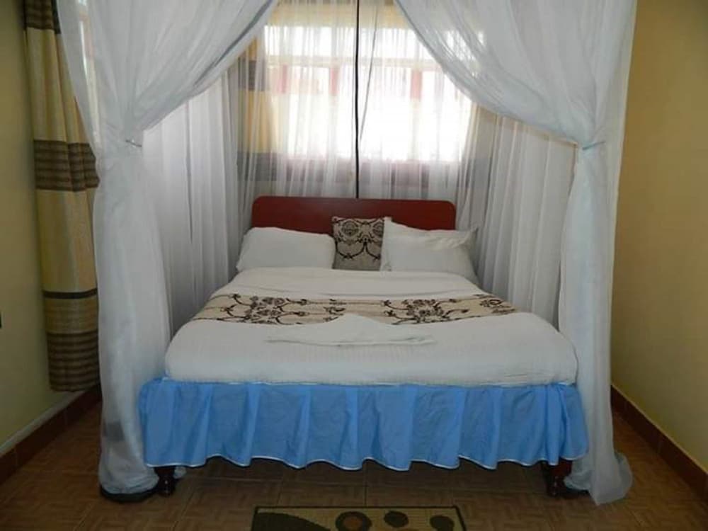 Standard Double Room photo 2