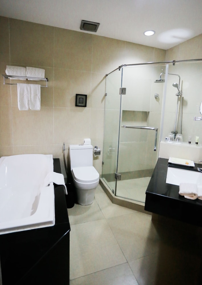 Deluxe Room - Photo 4