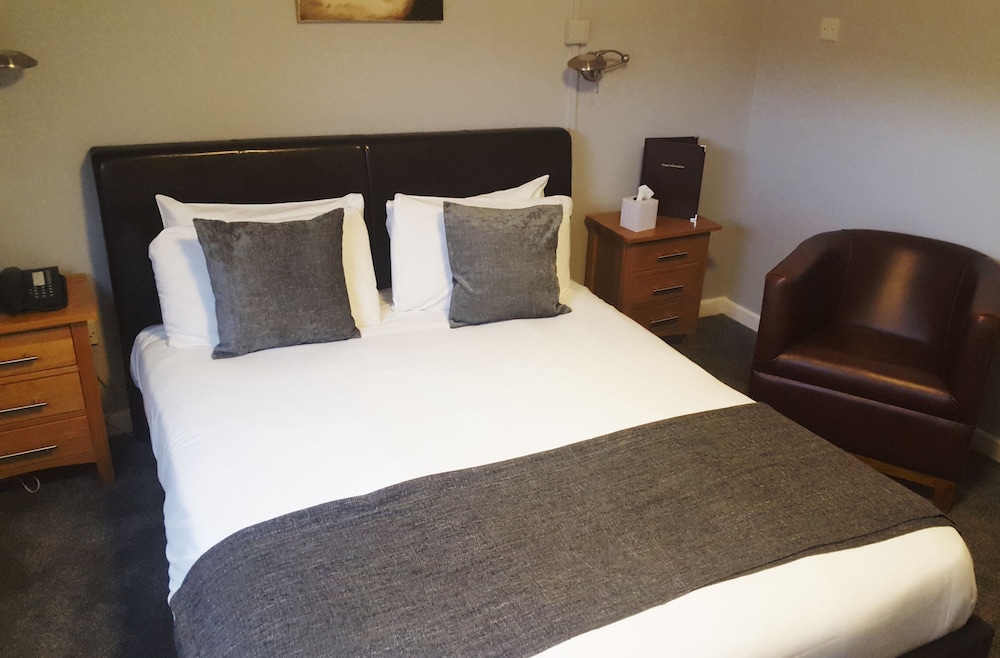 Queen Double Room
