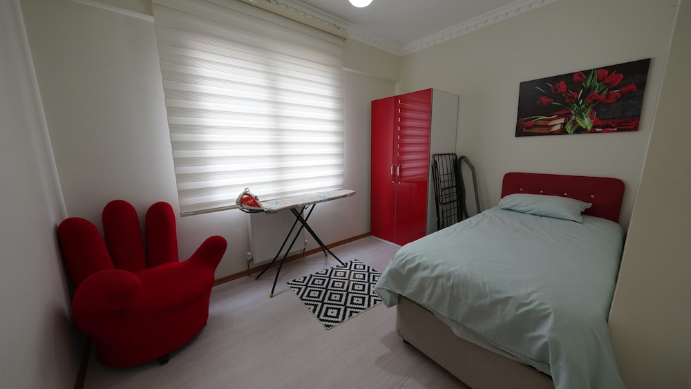 Apartment photo 1