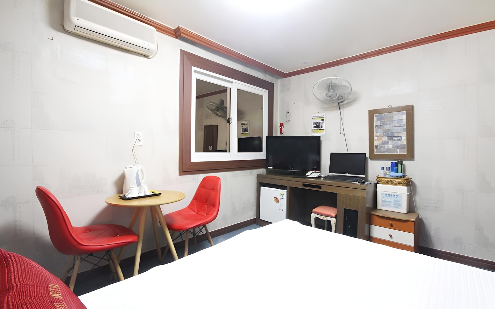 Room (Standard Room) photo 3