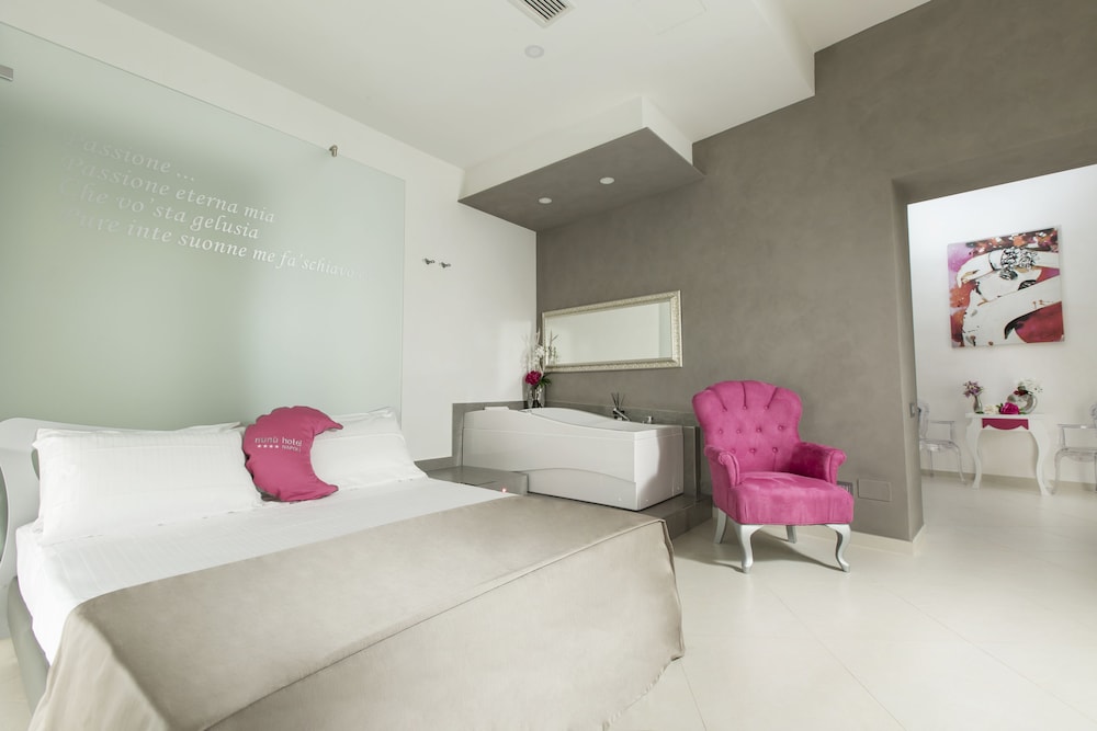 Suite photo 1