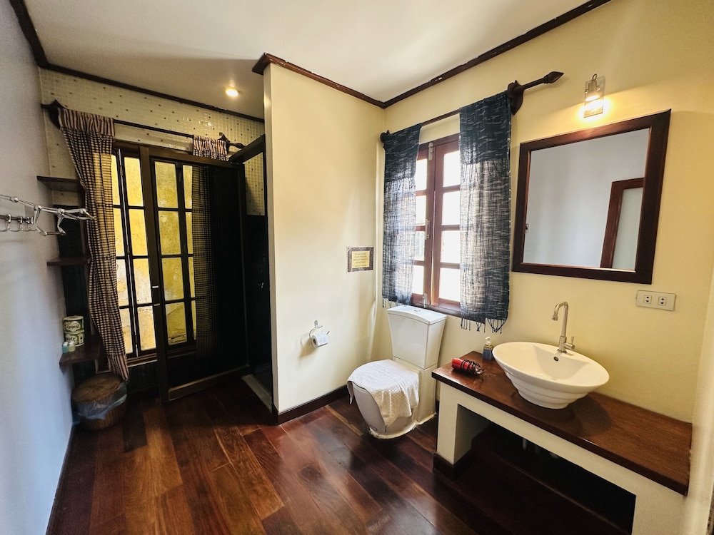 Deluxe Double Room - Photo 7