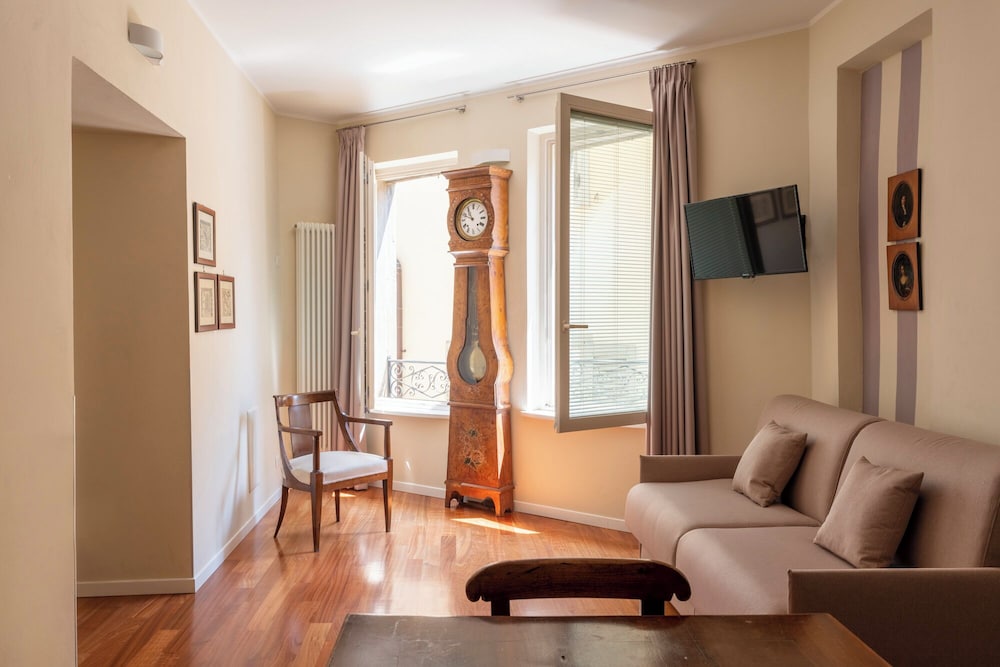 Junior Suite, City View photo 1