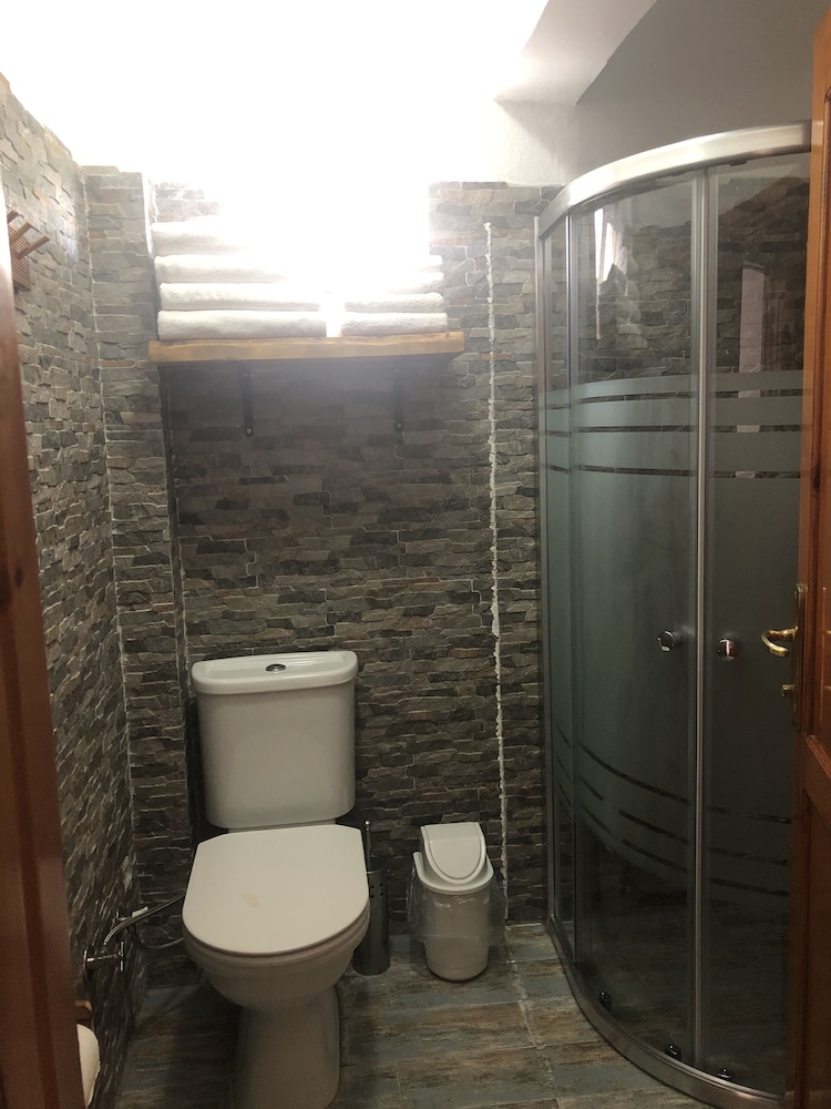Grand Triple Room photo 2