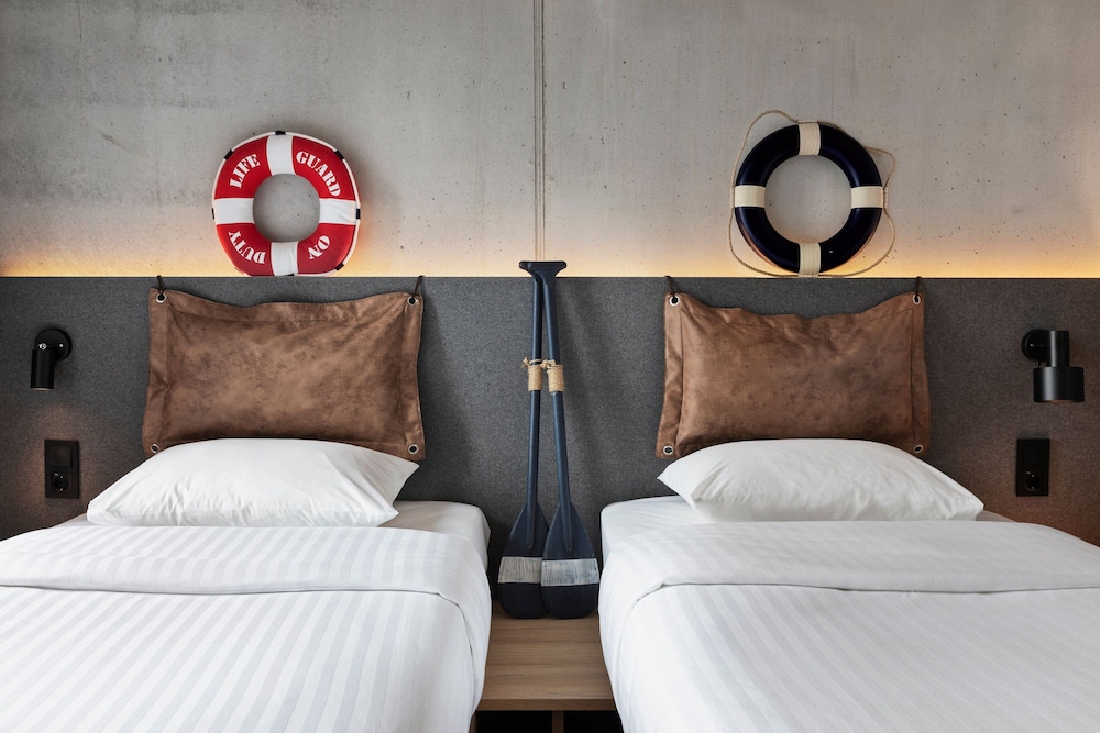 Twin Room, 2 Twin Beds, City View - Photo 3