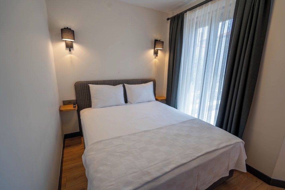 Standard Double Room, Balcony, Garden View photo 1