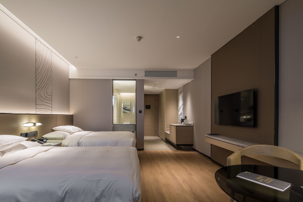Executive Room, 2 Double Beds, City View photo 2