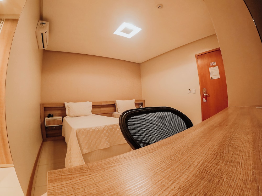 Twin Room, 2 Twin Beds photo 3