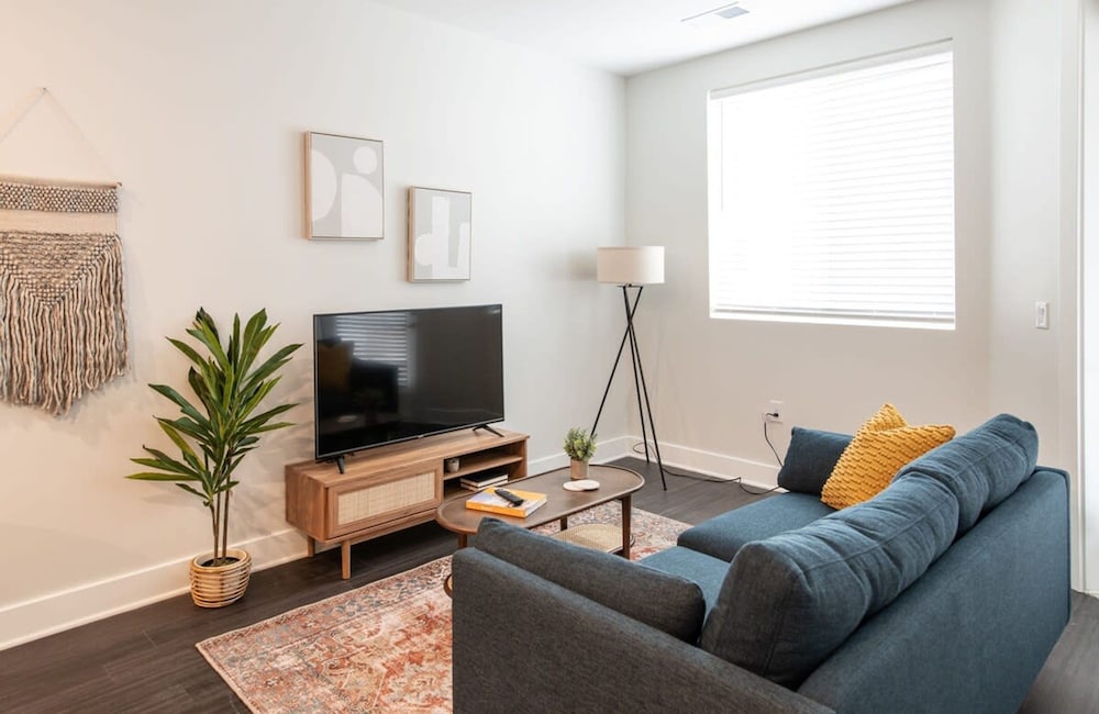 Cozysuites Wspaniałe mieszkanie z 3 sypialniami w centrum Cincinnati, Zdjęcie 15