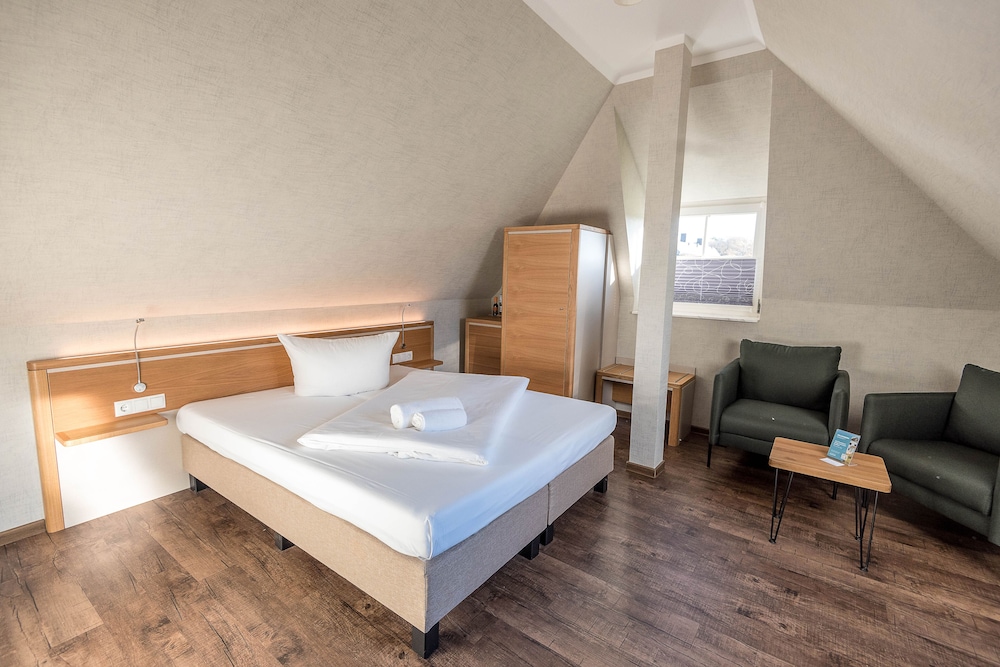 Standard Double Room - Photo 3