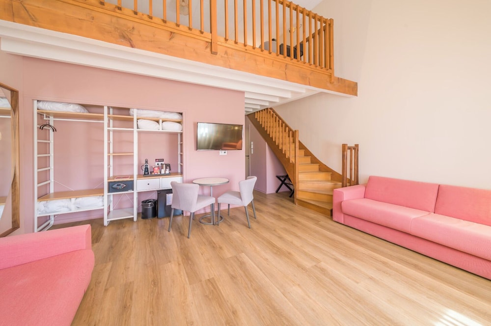 Family Duplex photo 1