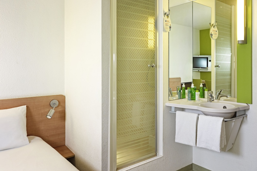 Standard Double Room, 1 Double Bed - Photo 2