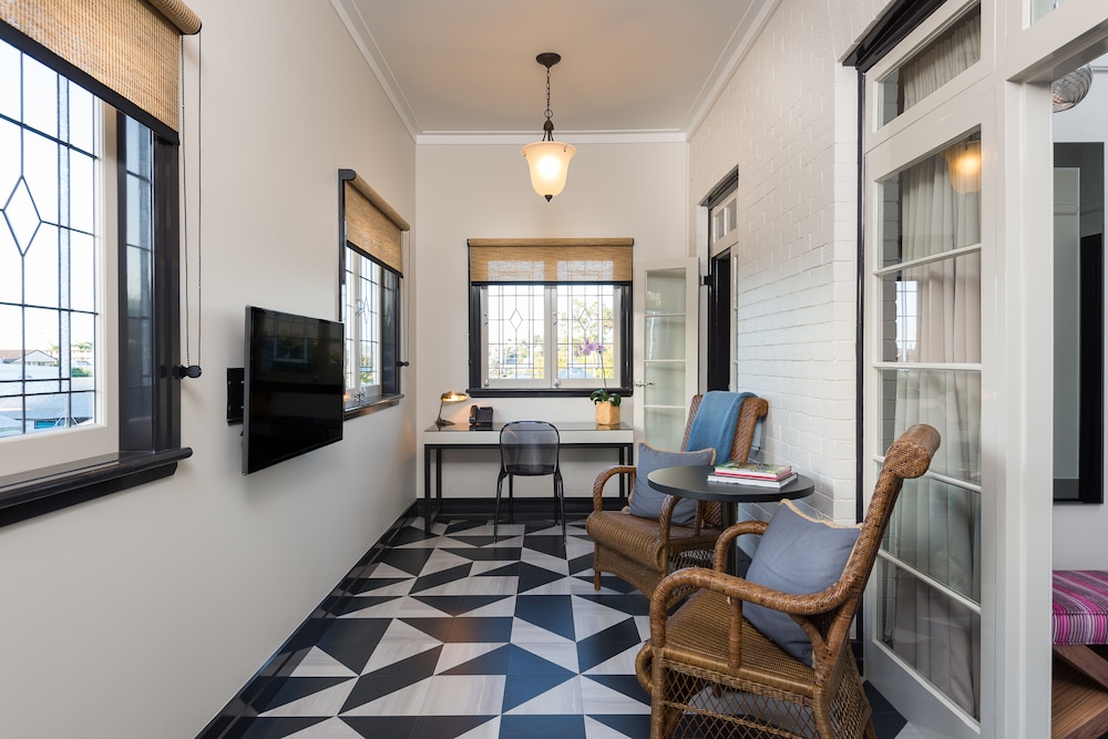 Accessible Suite photo 3