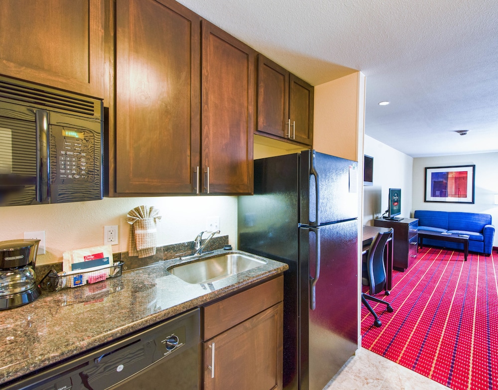 Studio Suite, Multiple Beds