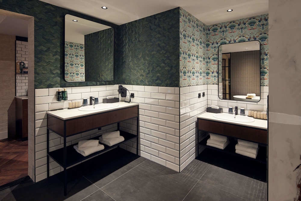 Suite (New York) photo 2