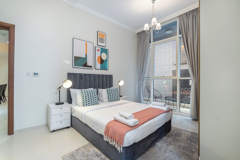 Signature Apartment, 1 King Bed with Sofa bed, Balcony