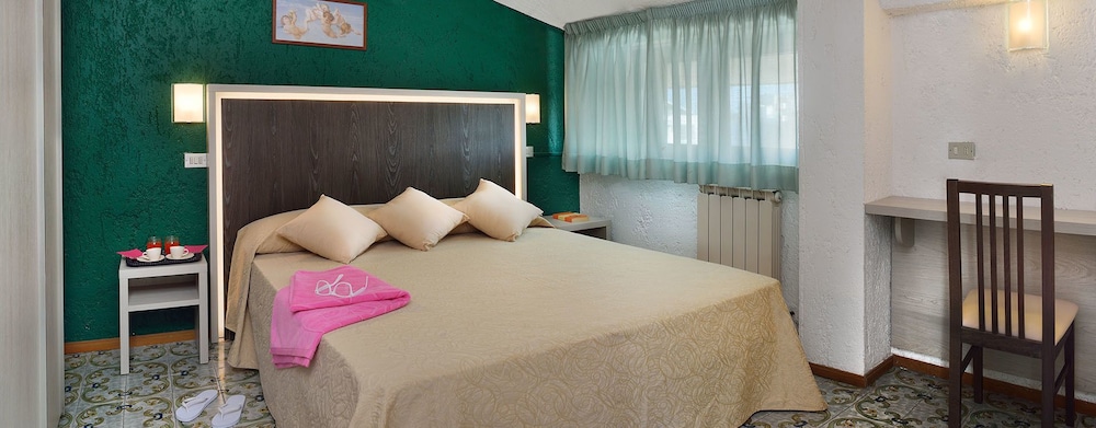 Superior Apartment, 2 Bedrooms photo 2