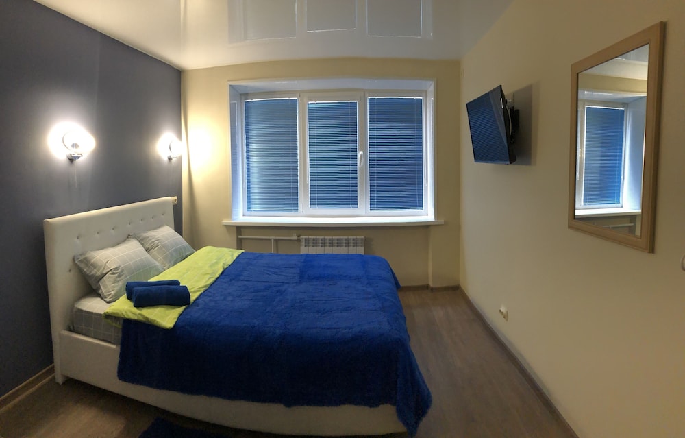 Studio, 1 Queen Bed, Courtyard View photo 1