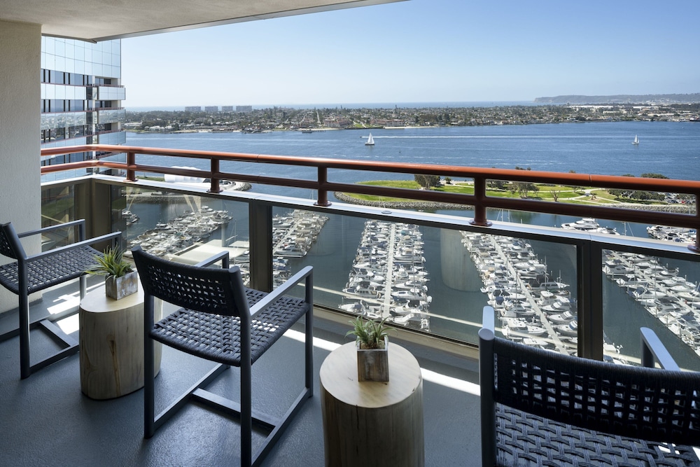 Deluxe Room, 2 Queen Beds, Bay View - Photo 3